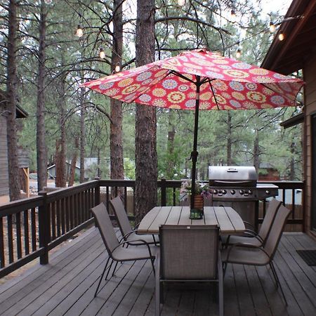 Kathys Cabin, King Bed, Hot Tub, Near-Nau & Downtown Attractions, Perfect Year-Round Mountain Getaway 弗拉格斯塔夫 外观 照片