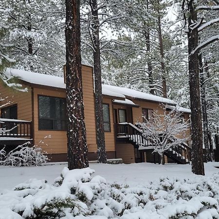 Kathys Cabin, King Bed, Hot Tub, Near-Nau & Downtown Attractions, Perfect Year-Round Mountain Getaway 弗拉格斯塔夫 外观 照片