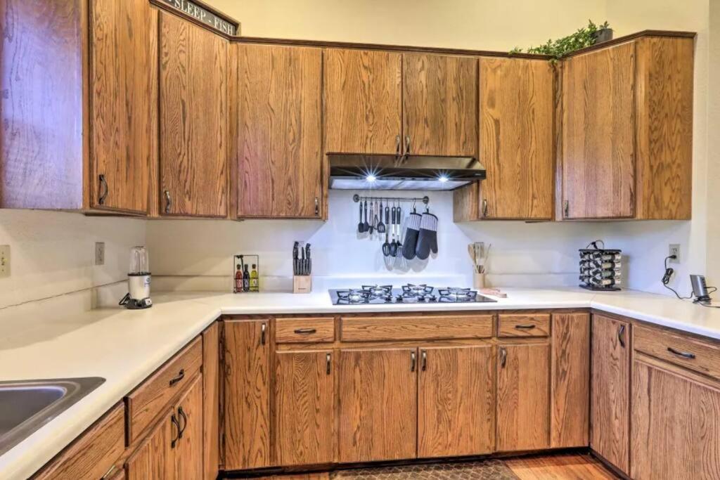 Kathys Cabin, King Bed, Hot Tub, Near-Nau & Downtown Attractions, Perfect Year-Round Mountain Getaway 弗拉格斯塔夫 外观 照片