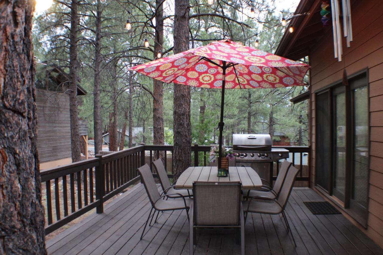 Kathys Cabin, King Bed, Hot Tub, Near-Nau & Downtown Attractions, Perfect Year-Round Mountain Getaway 弗拉格斯塔夫 外观 照片
