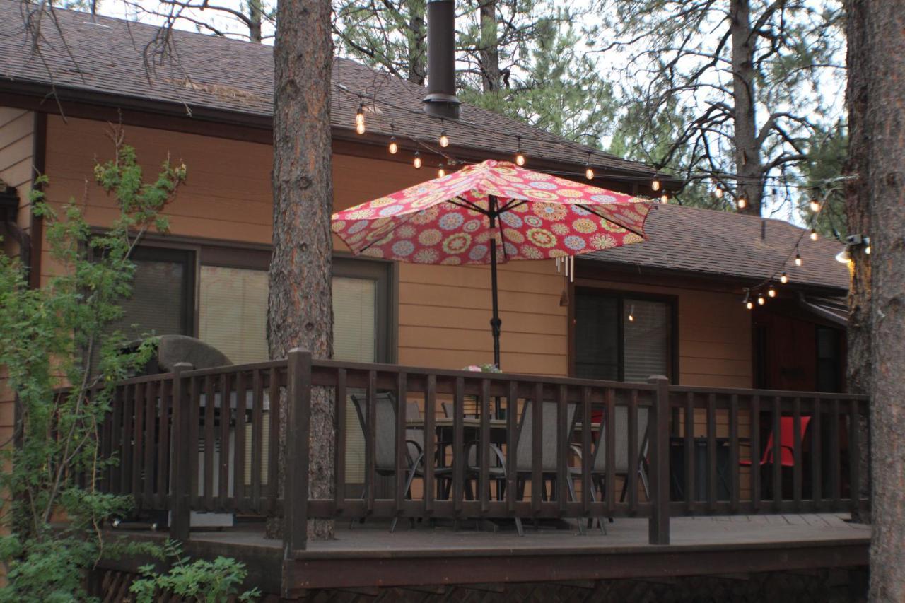 Kathys Cabin, King Bed, Hot Tub, Near-Nau & Downtown Attractions, Perfect Year-Round Mountain Getaway 弗拉格斯塔夫 外观 照片