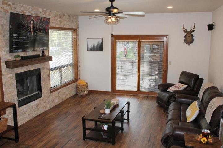 Kathys Cabin, King Bed, Hot Tub, Near-Nau & Downtown Attractions, Perfect Year-Round Mountain Getaway 弗拉格斯塔夫 外观 照片